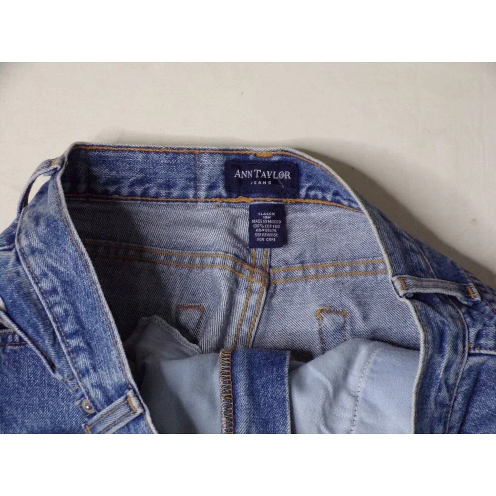 ANN TAYLOR Classic Straight Leg Jeans Size 10 - Picture 3 of 6